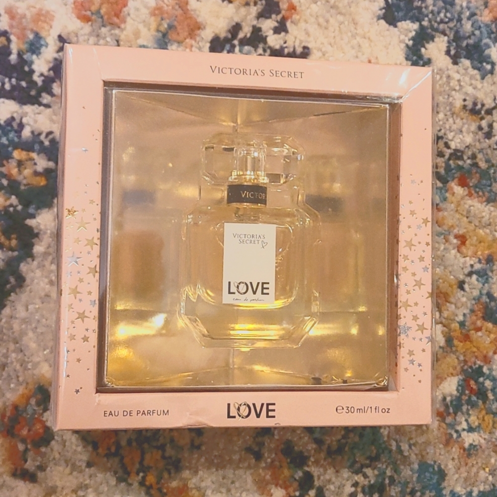 *NEW* VS - L❤VE Perfume 1fl oz